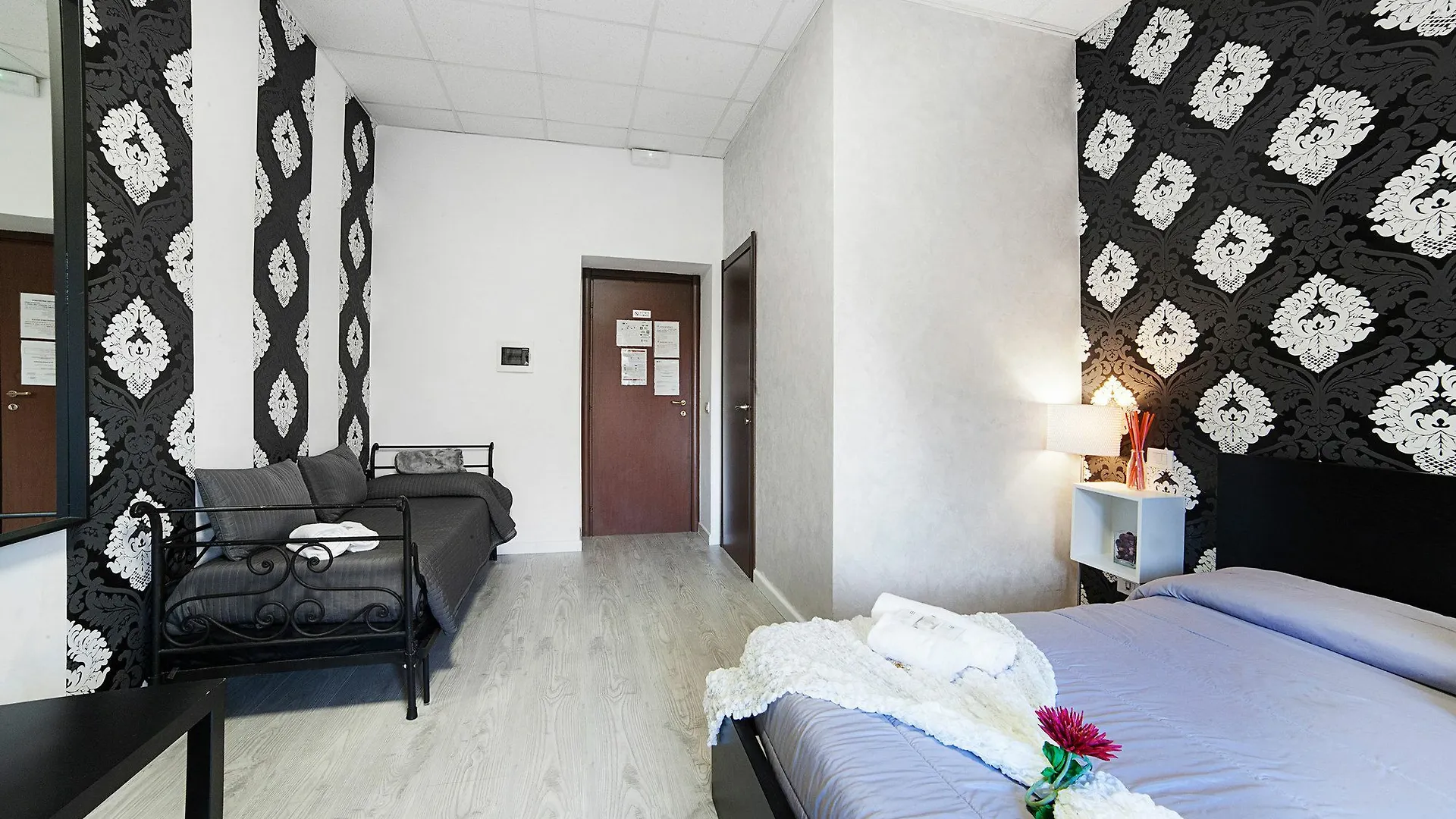 Hotel Magic Double Roma Affittacamere